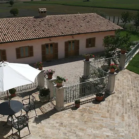 La Cascina Di Opaco בית חווה *